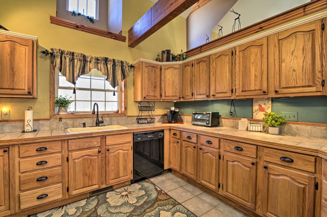 McComas Beach Private Family Home With Deck, Porch And Forest Views! מראה חיצוני תמונה
