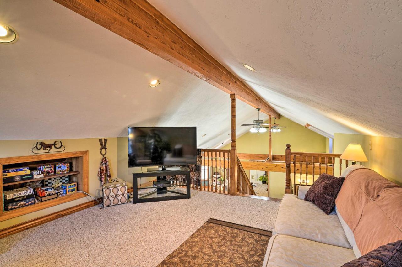 McComas Beach Private Family Home With Deck, Porch And Forest Views! מראה חיצוני תמונה