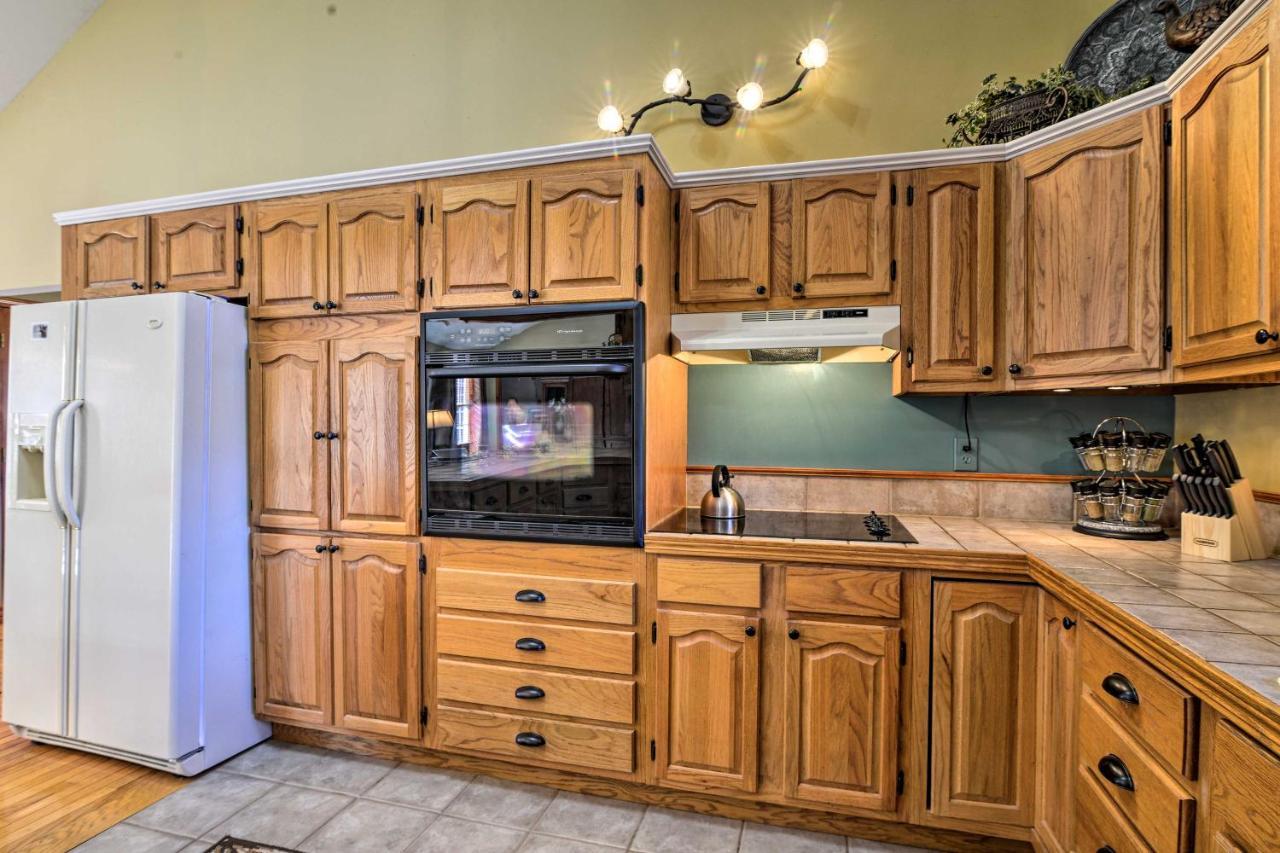 McComas Beach Private Family Home With Deck, Porch And Forest Views! מראה חיצוני תמונה