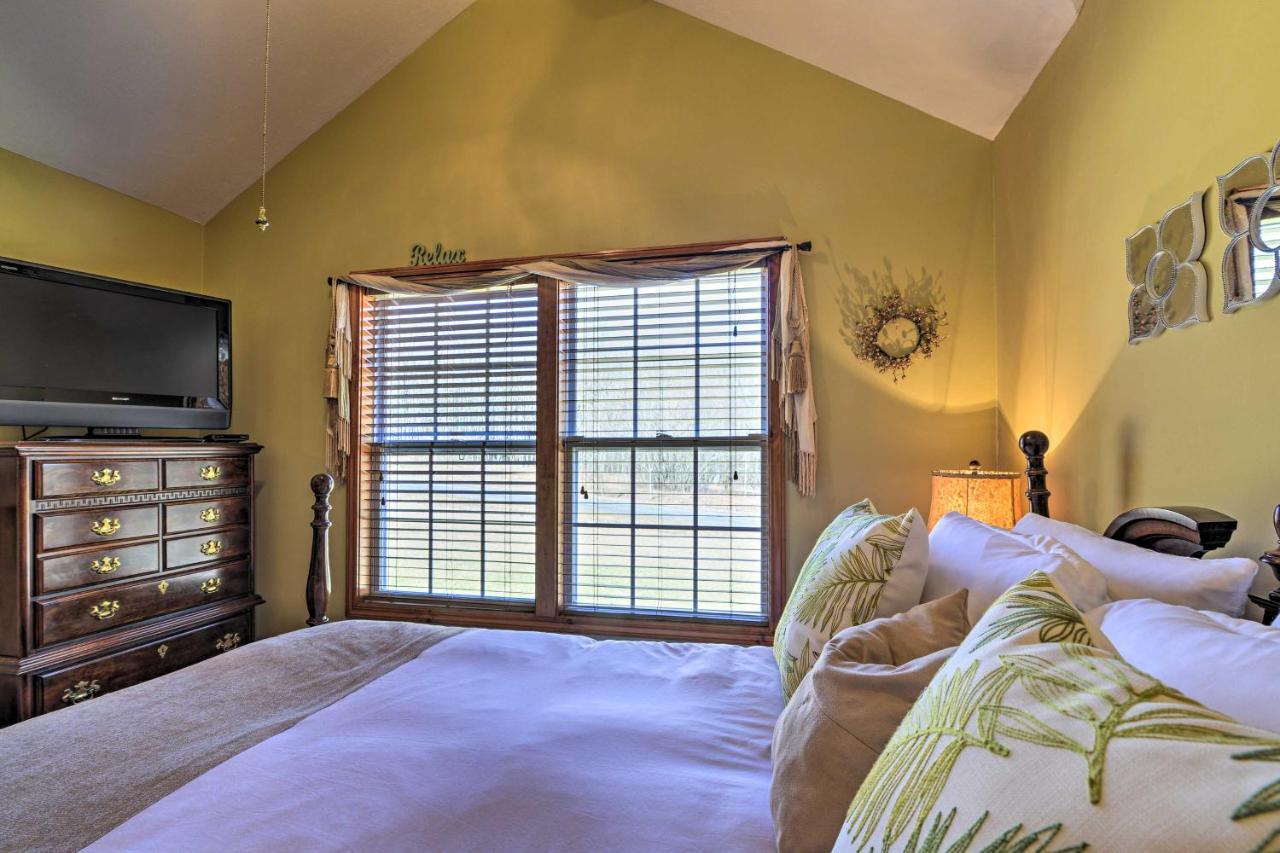 McComas Beach Private Family Home With Deck, Porch And Forest Views! מראה חיצוני תמונה